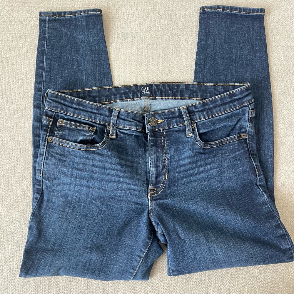GAP Women's Dark Blue Skinny Jeans